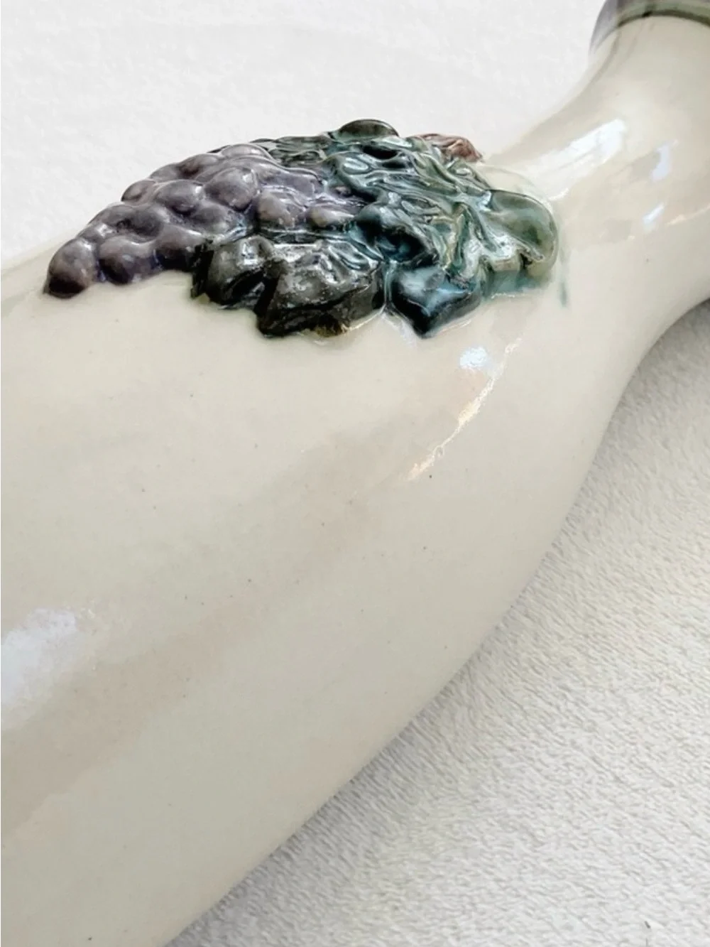 Vintage Quyle Kilns Grapevine Vase 9.5” Signed California Studio Pottery